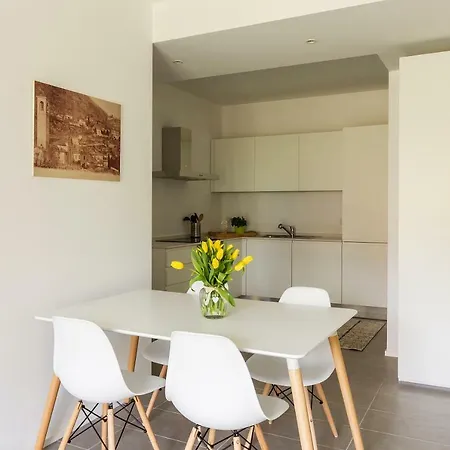 Apartman Cernobbio Apartments *